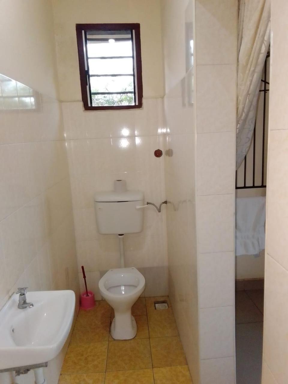 Cingaki Hotel Mombasa Exterior foto
